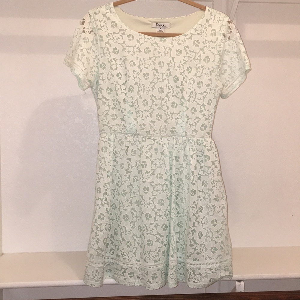 Short sleeve mint dress